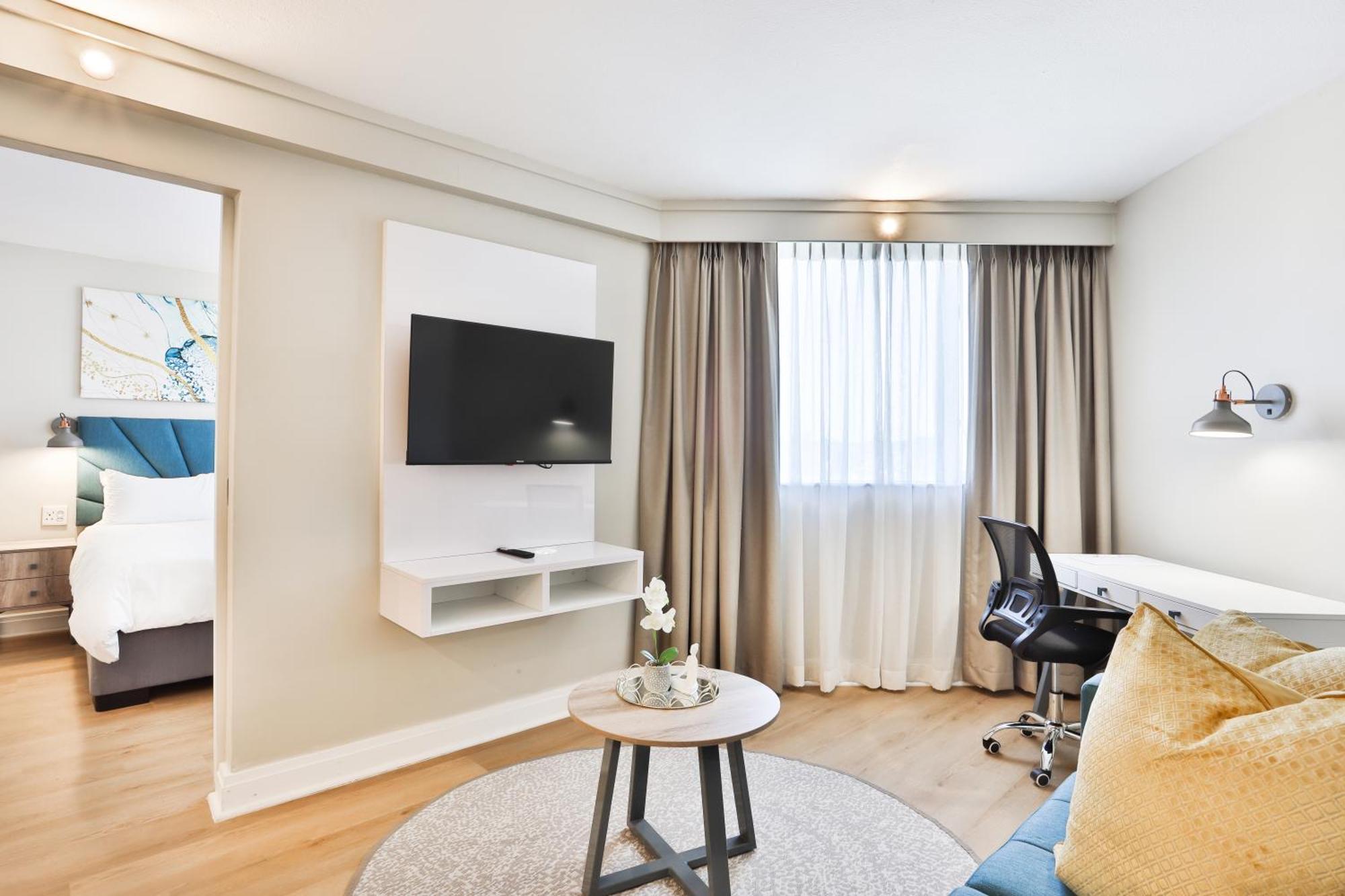 Rh Hotel Претория Екстериор снимка