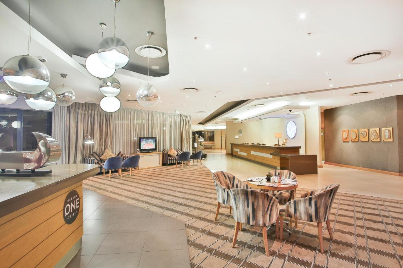 Rh Hotel Претория Екстериор снимка