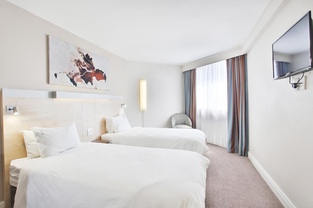 Rh Hotel Претория Екстериор снимка