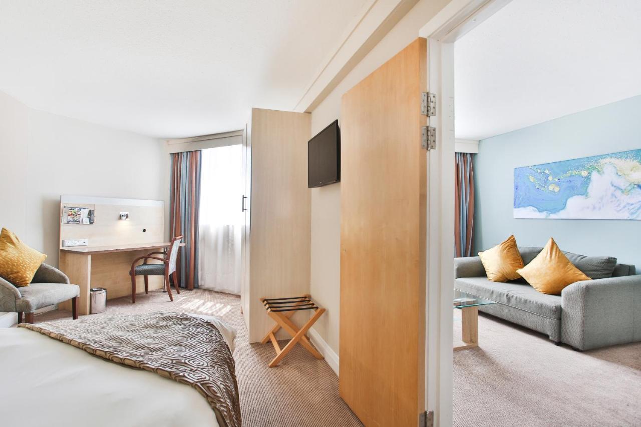 Rh Hotel Претория Екстериор снимка